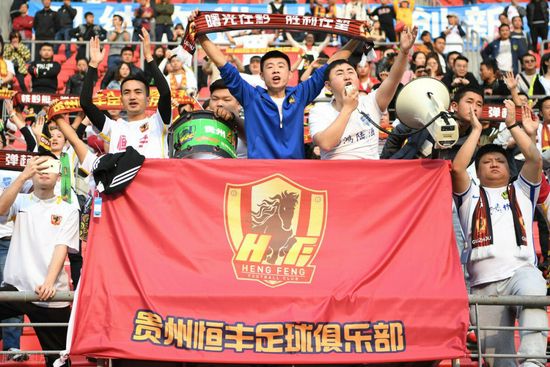 全场比赛结束，双方1-1握手言和。